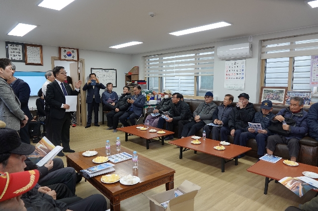 좌담회 4일차 대표 이미지